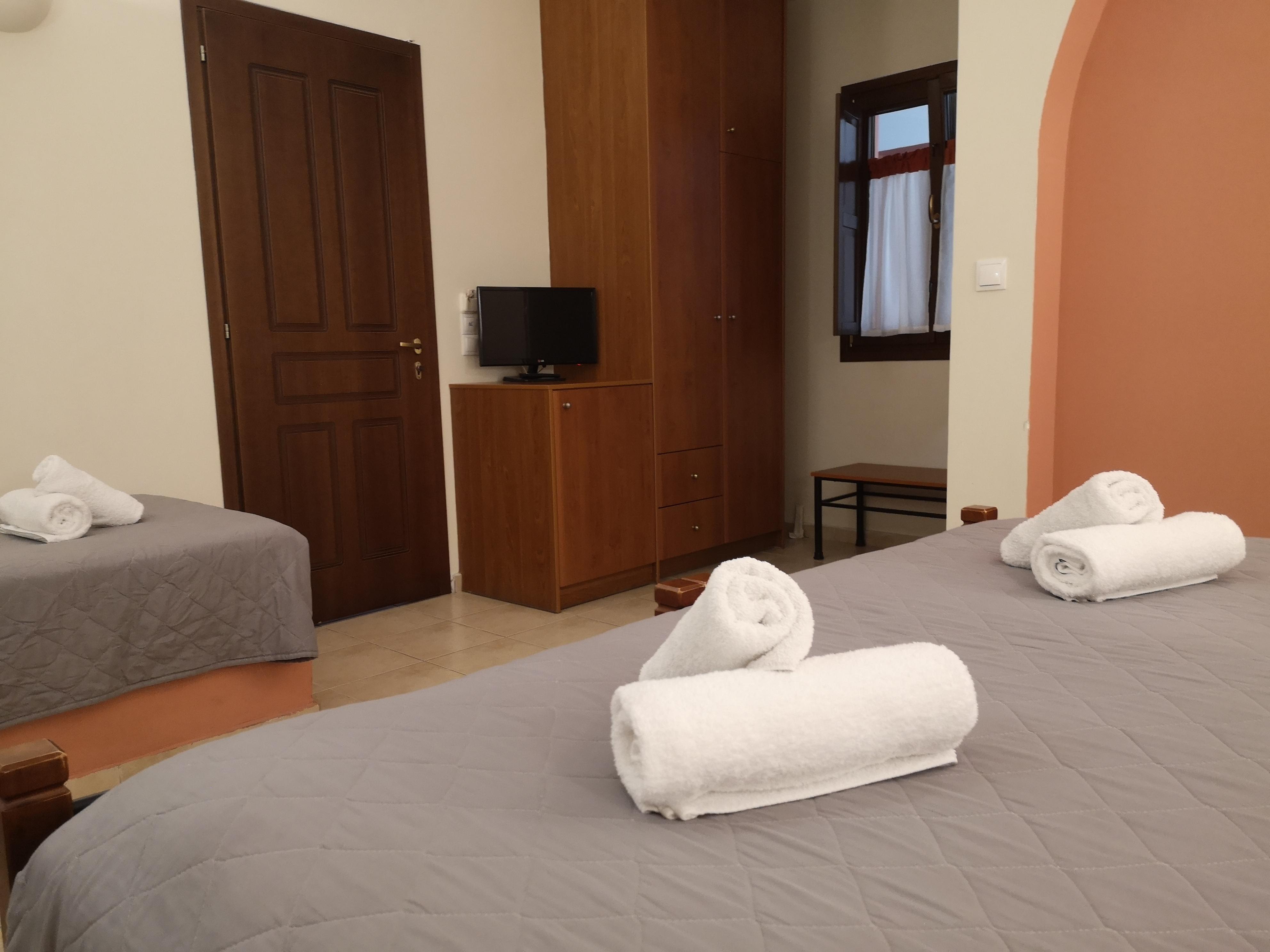 Amerisa Suites & Villa Фира Екстериор снимка