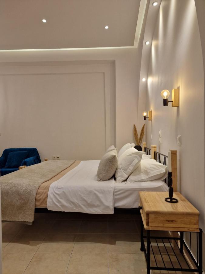 Amerisa Suites & Villa Фира Екстериор снимка