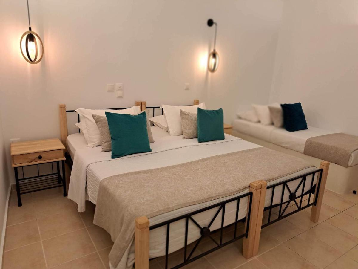 Amerisa Suites & Villa Фира Екстериор снимка