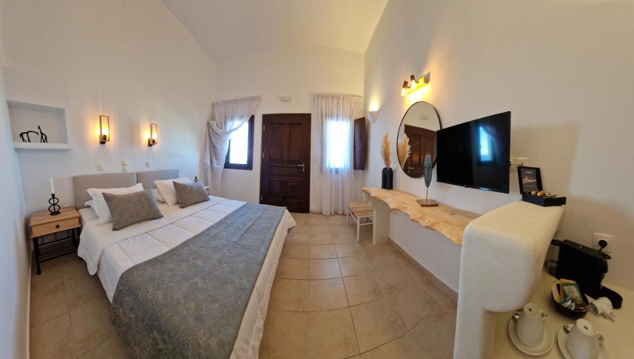 Amerisa Suites & Villa Фира Екстериор снимка