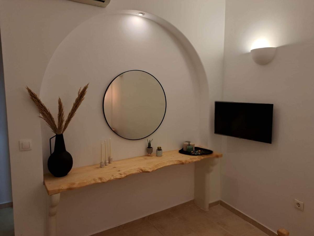 Amerisa Suites & Villa Фира Екстериор снимка