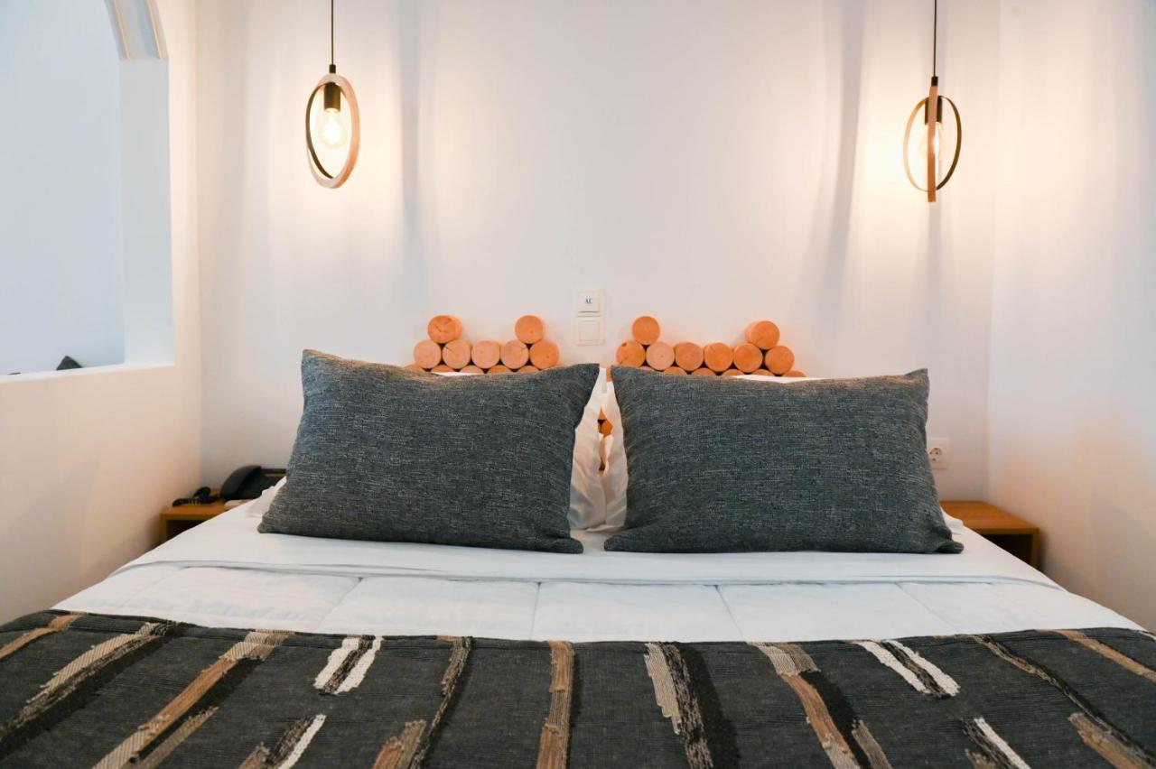 Amerisa Suites & Villa Фира Екстериор снимка