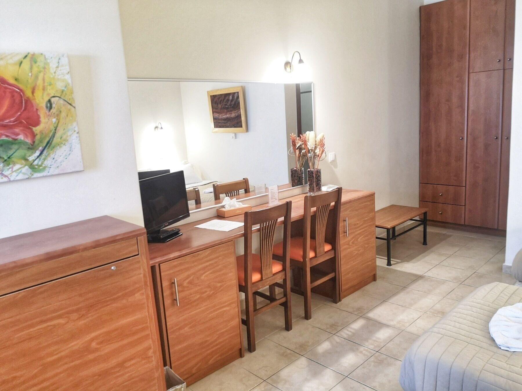 Amerisa Suites & Villa Фира Екстериор снимка