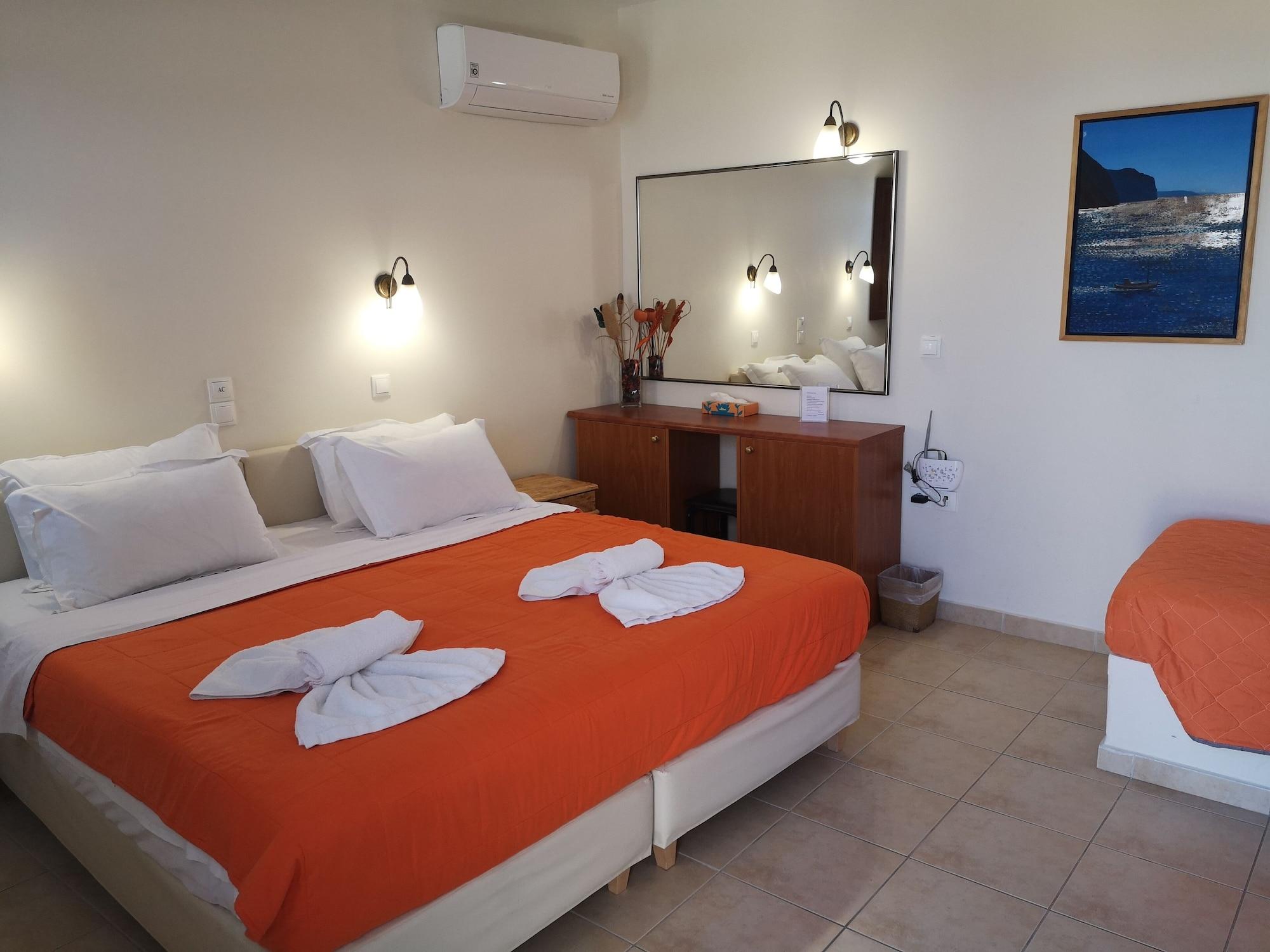 Amerisa Suites & Villa Фира Екстериор снимка